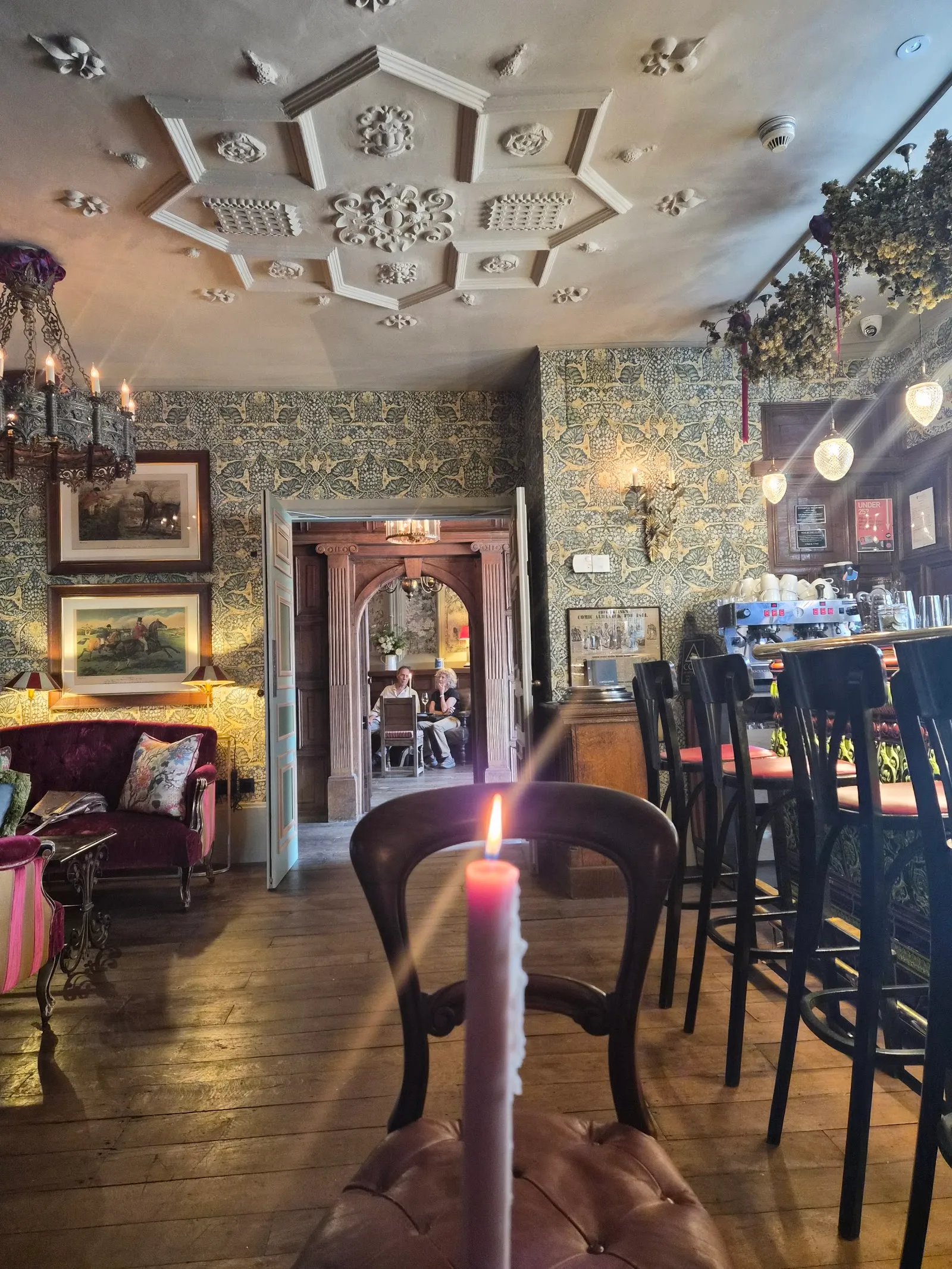 Harry's Restaurant, Castle Lodge